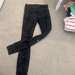Lululemon Athletica Black Camouflage Leggings